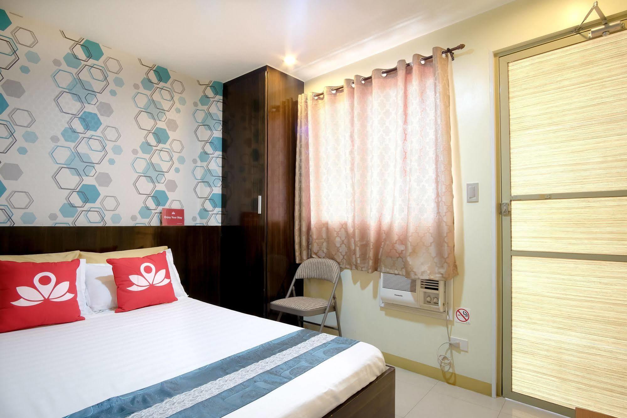 Zen Rooms Libertad Railway Station Pasay Exterior photo